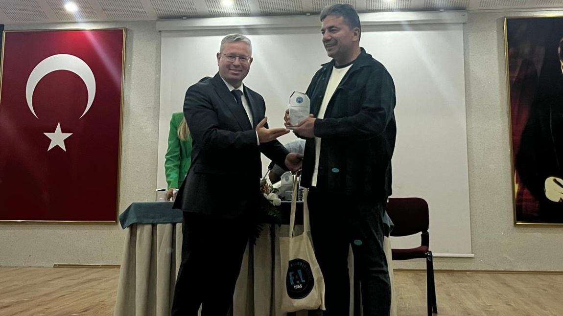 LİSELERDE BİLİM UYGULAMALARI KAPSAMINDA 'ANADOLU İRFANI VE YUNUS EMRE' TEMALI SÖYLEŞİMİZ